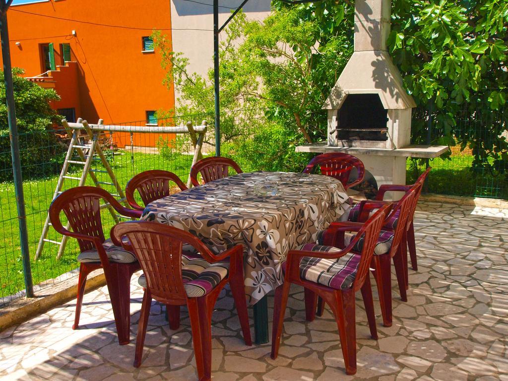 Вилла House Premantura 1096 Экстерьер фото