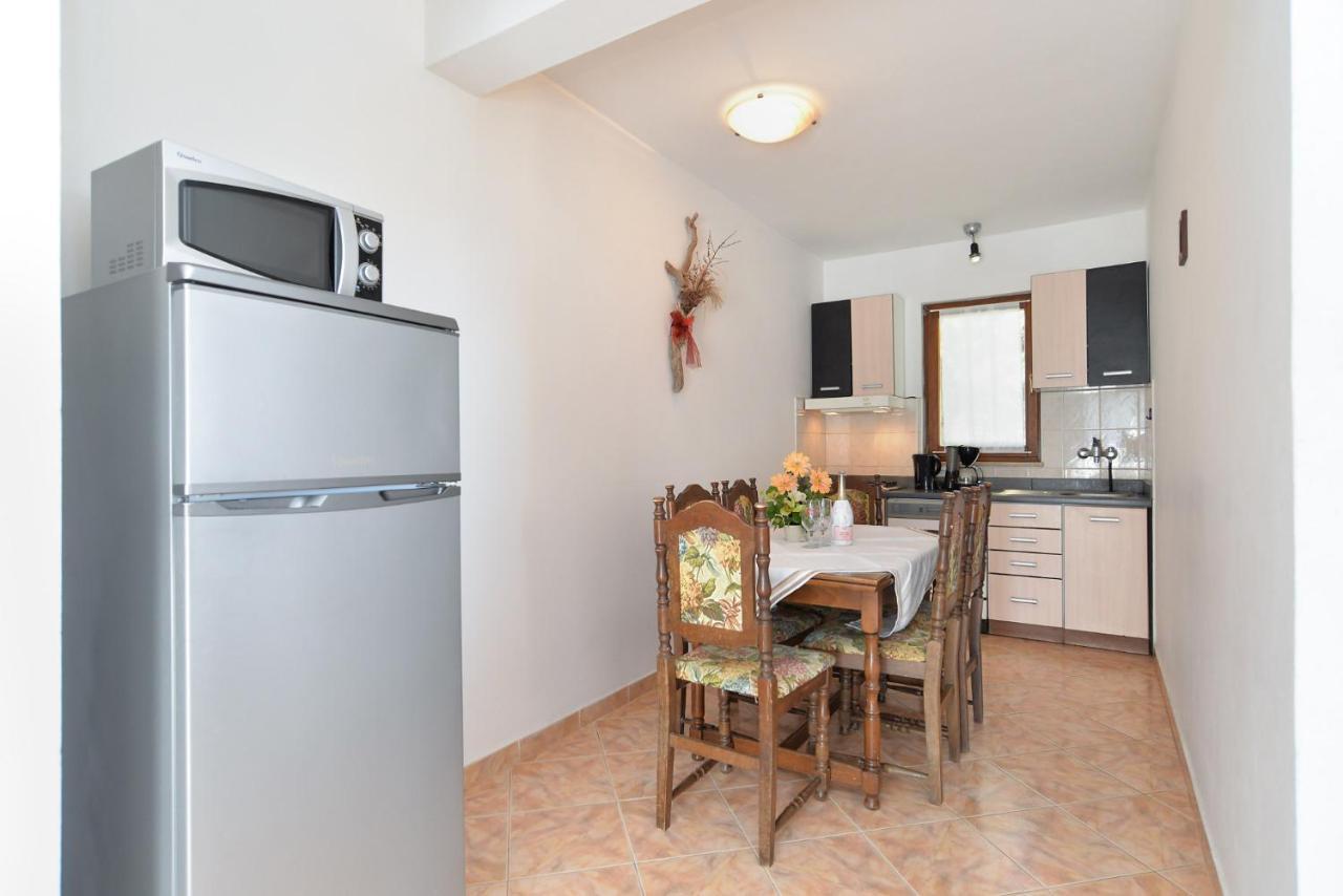 Вилла House Premantura 1096 Экстерьер фото