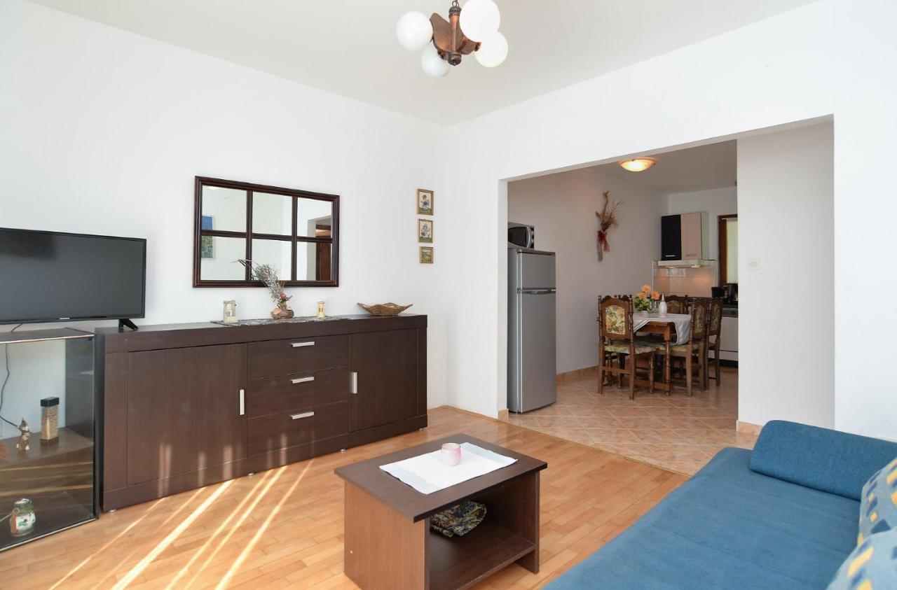 Вилла House Premantura 1096 Экстерьер фото
